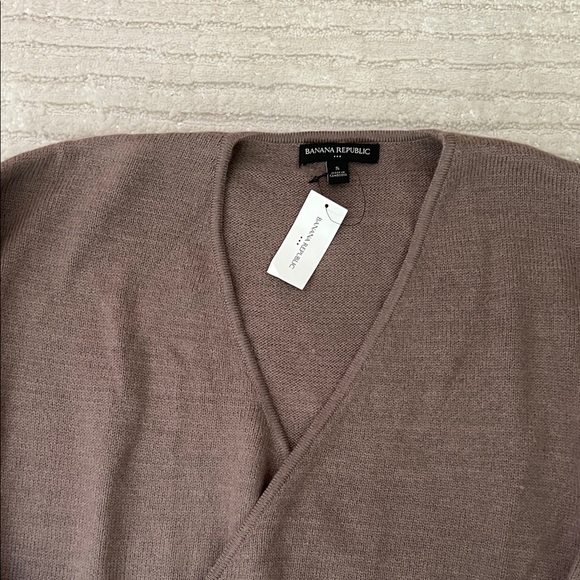 Banana Republic Taupe Long Sleeve Dress - Picture 2 of 4